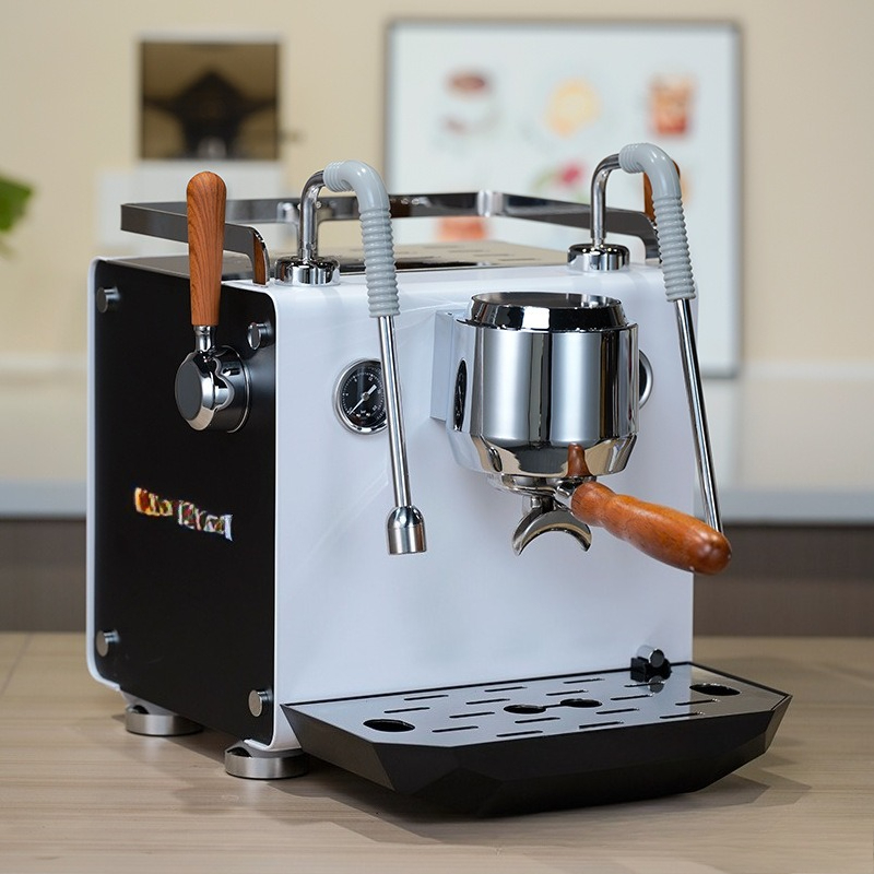 イタリア製半自動コーヒーマシン、多機能機器、家庭用・業務用エ - Coffee Equipment Manufacturers のレビューと価格
