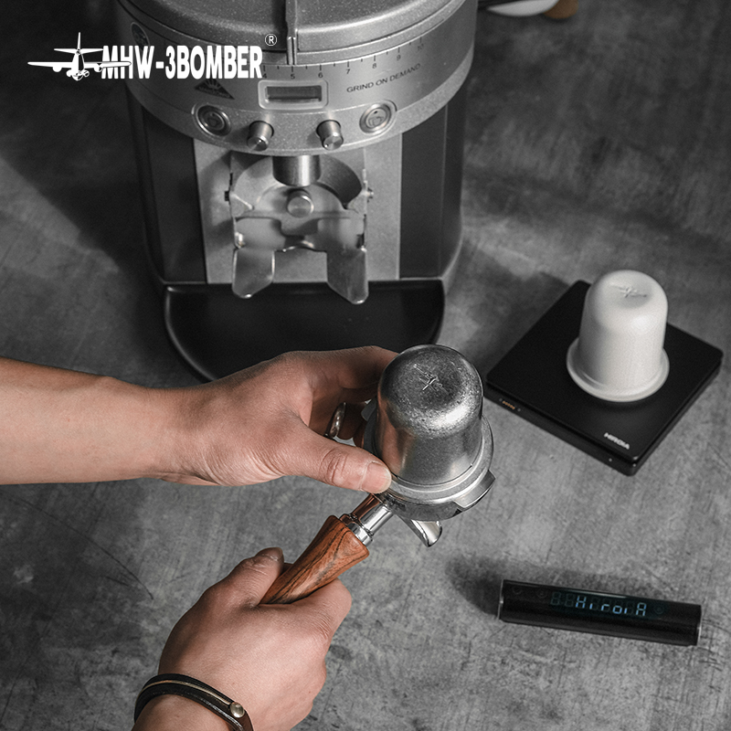 MHW-3BOMBER 58MM コーヒー計量カップ ブライ - Dosing Funnel Ring のレビューと価格